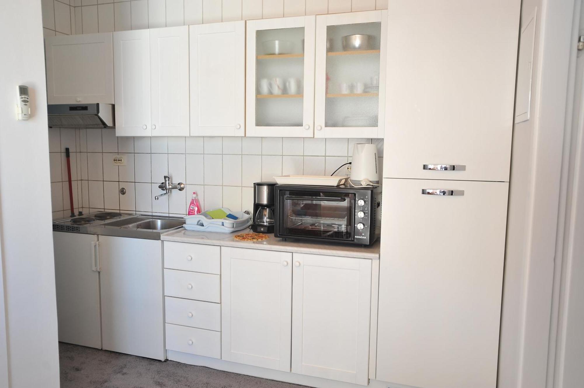 Apartments Care Donji Okrug  Bagian luar foto